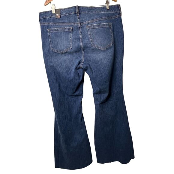 Torrid Perfect Super Flare Vintage Stretch Jeans Sz 16T Distressed Blue Jeans - Picture 5 of 15